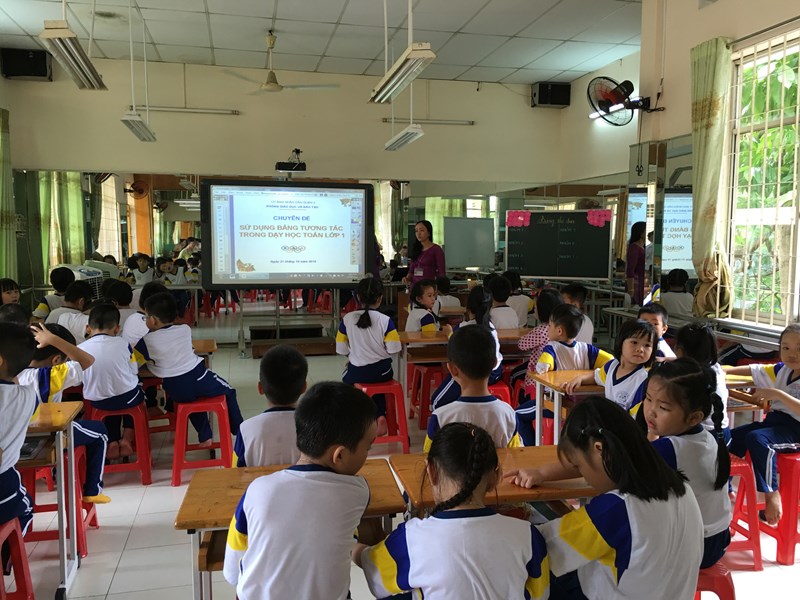 Chuyên đề “Sử dụng bảng tương tác trong dạy Toán lớp 1” năm học 2016-2017
